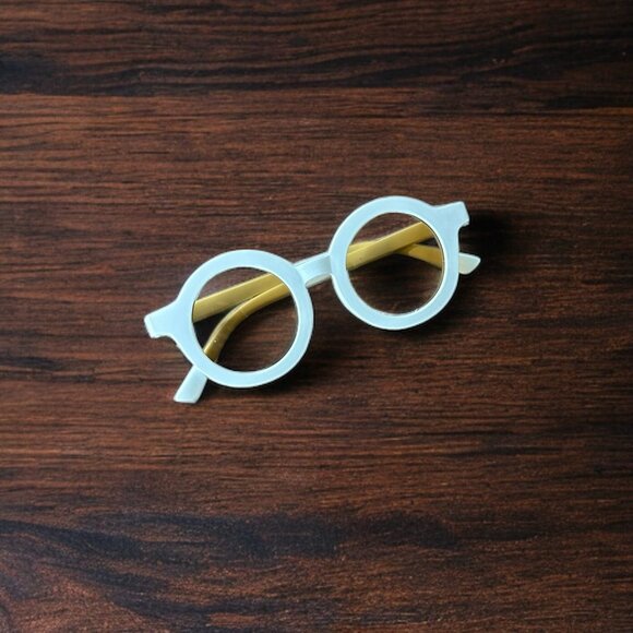 Retro Round Sunglasses - Picture 4 of 5